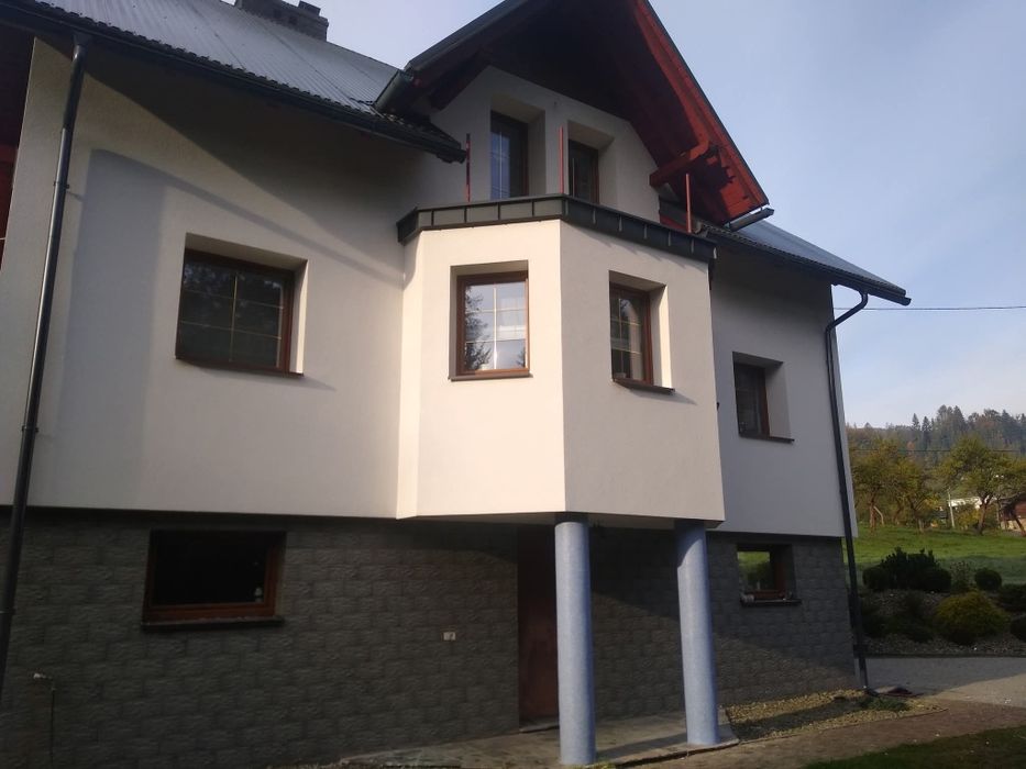 Ocieplenia budynków, malowanie elewacji, montaż: drzwi, okna, rolety