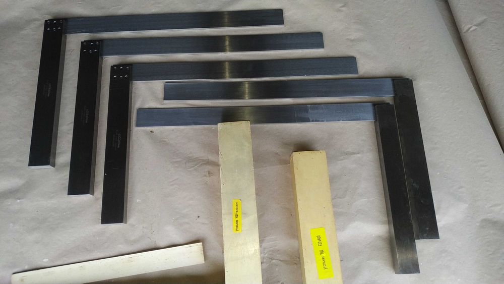 Продам угольник УШ-630 х 400