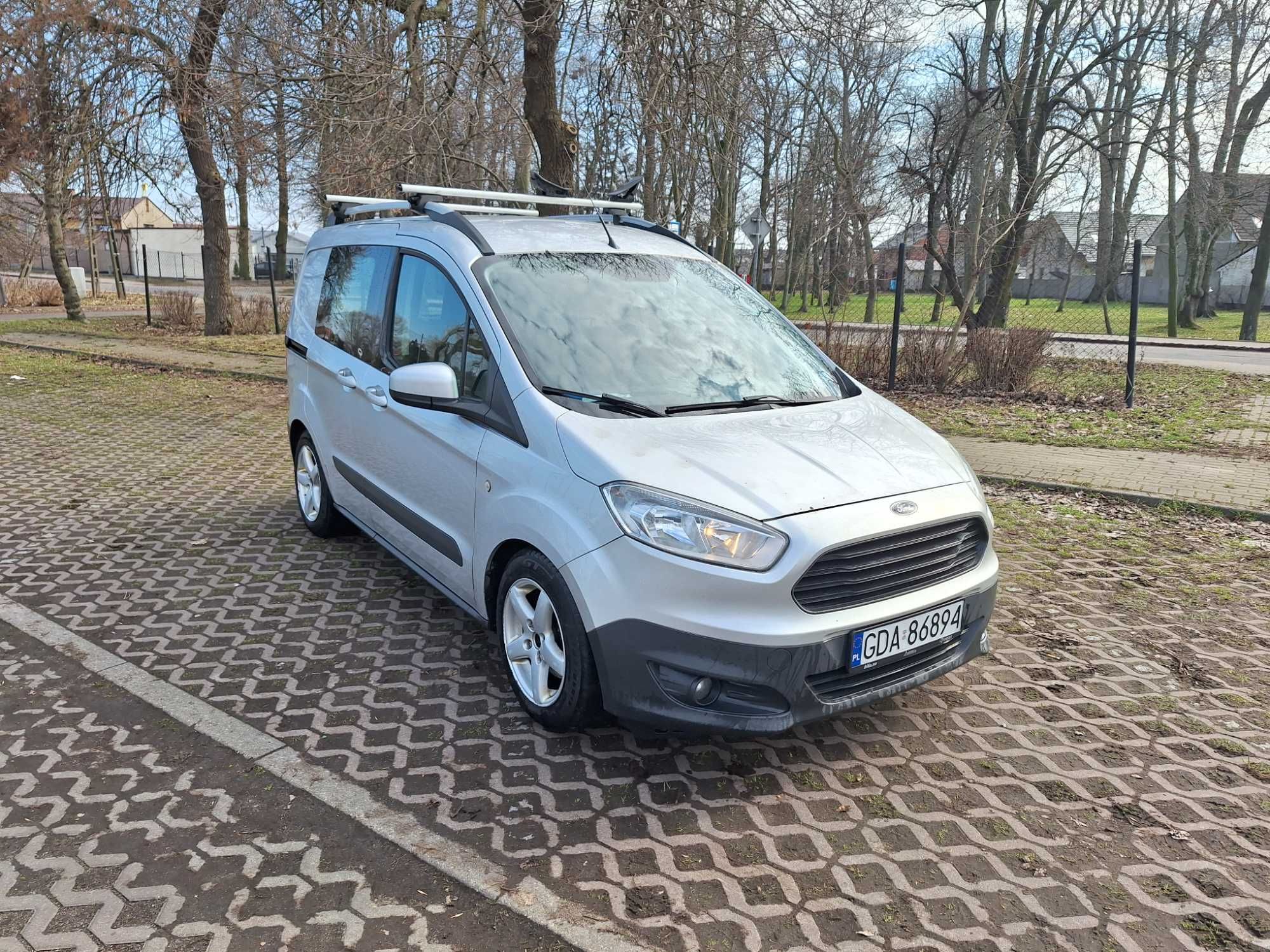 Ford transit courier