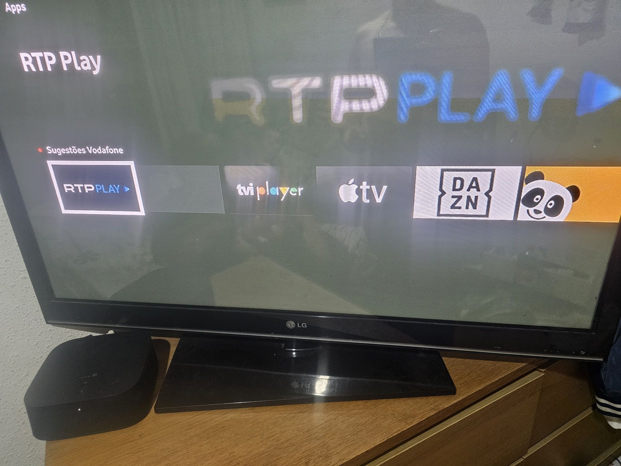 Vodafone tv play coluna