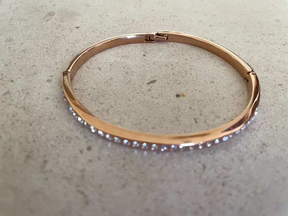 Pulseira dourada - Marca Oriflame