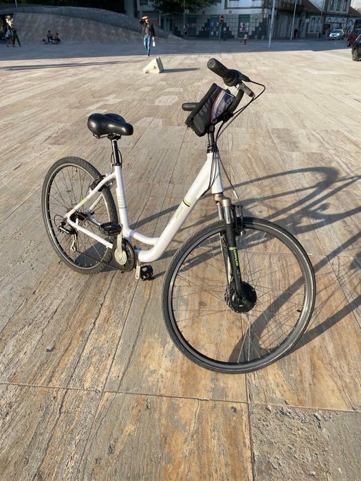 Bicicleta E-8000 Orus