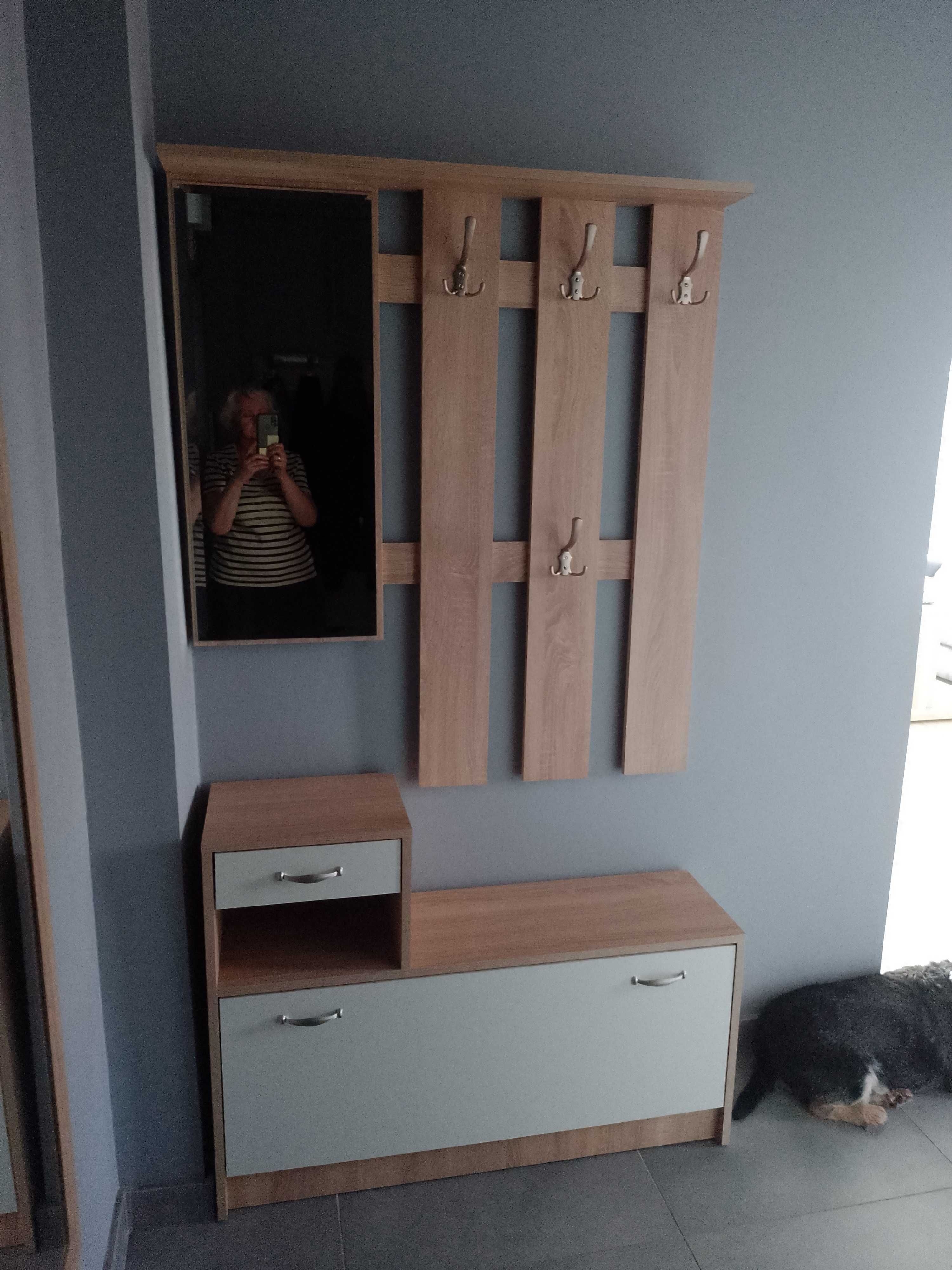 Sprzedam garderobe