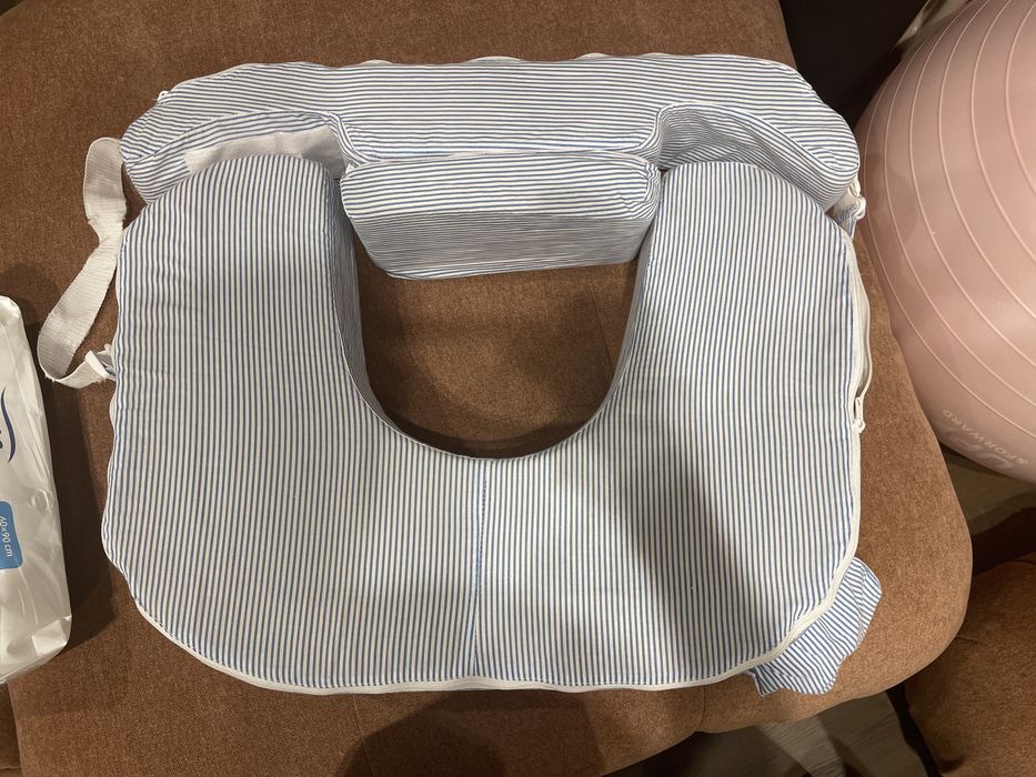 Подушка для годування двійні