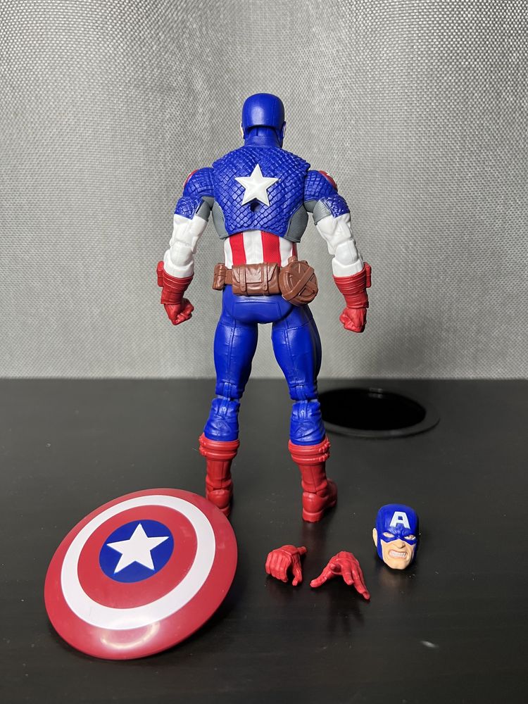 Hasbro Marvel Legends Ultimate Captain America