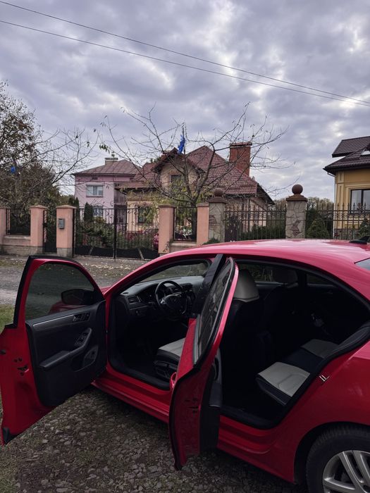 Volksvagen Jetta в ідеальному стані