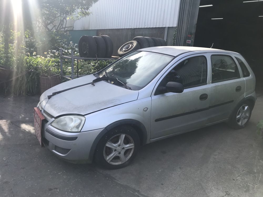 Opel corsa 1.3 CDTI Ano 2004