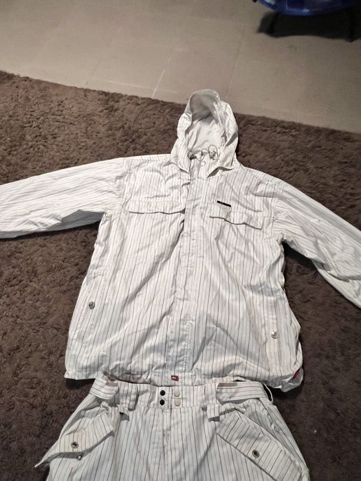 Горно-лыжный костюм 8K FOURSQUARE L горный для сноуборда лыж