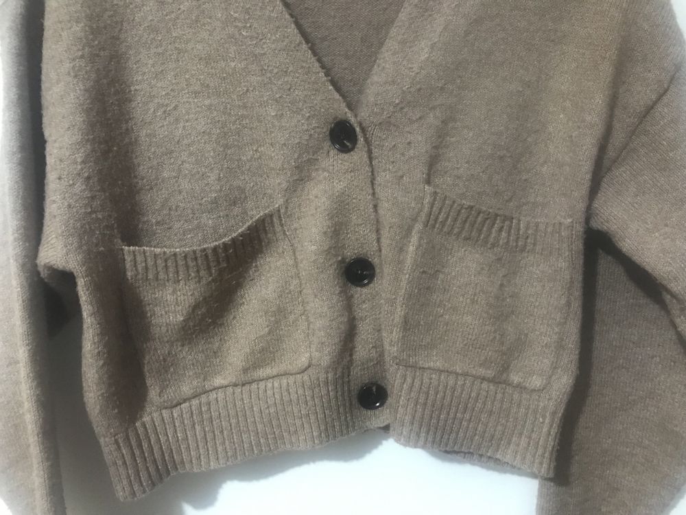 Brązowy sweter/kardigan z guzikami