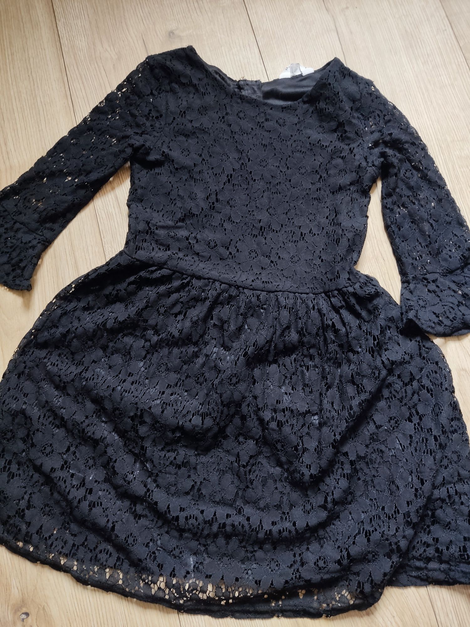 Dziewczęca sukienka H&M czarna koronka rozmiar 152