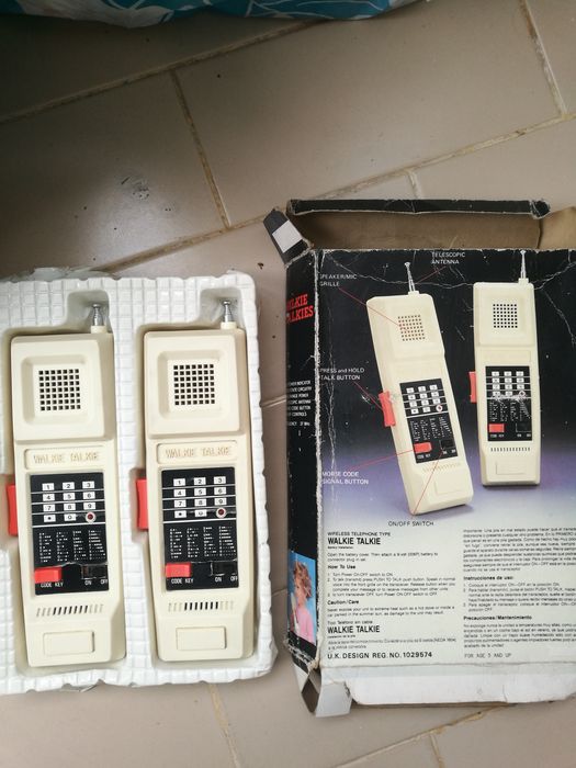 Walkie talkie combat