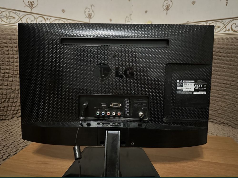 Телевізор Монітор LG M2232D-PJ