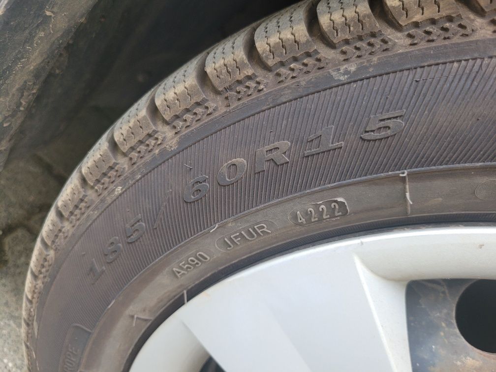 Opony Zimowe Dębica Frigo 2 185/60r15 84t