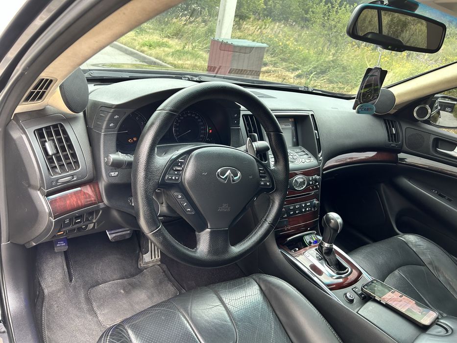 Продам Infiniti G37X инфинити обмен