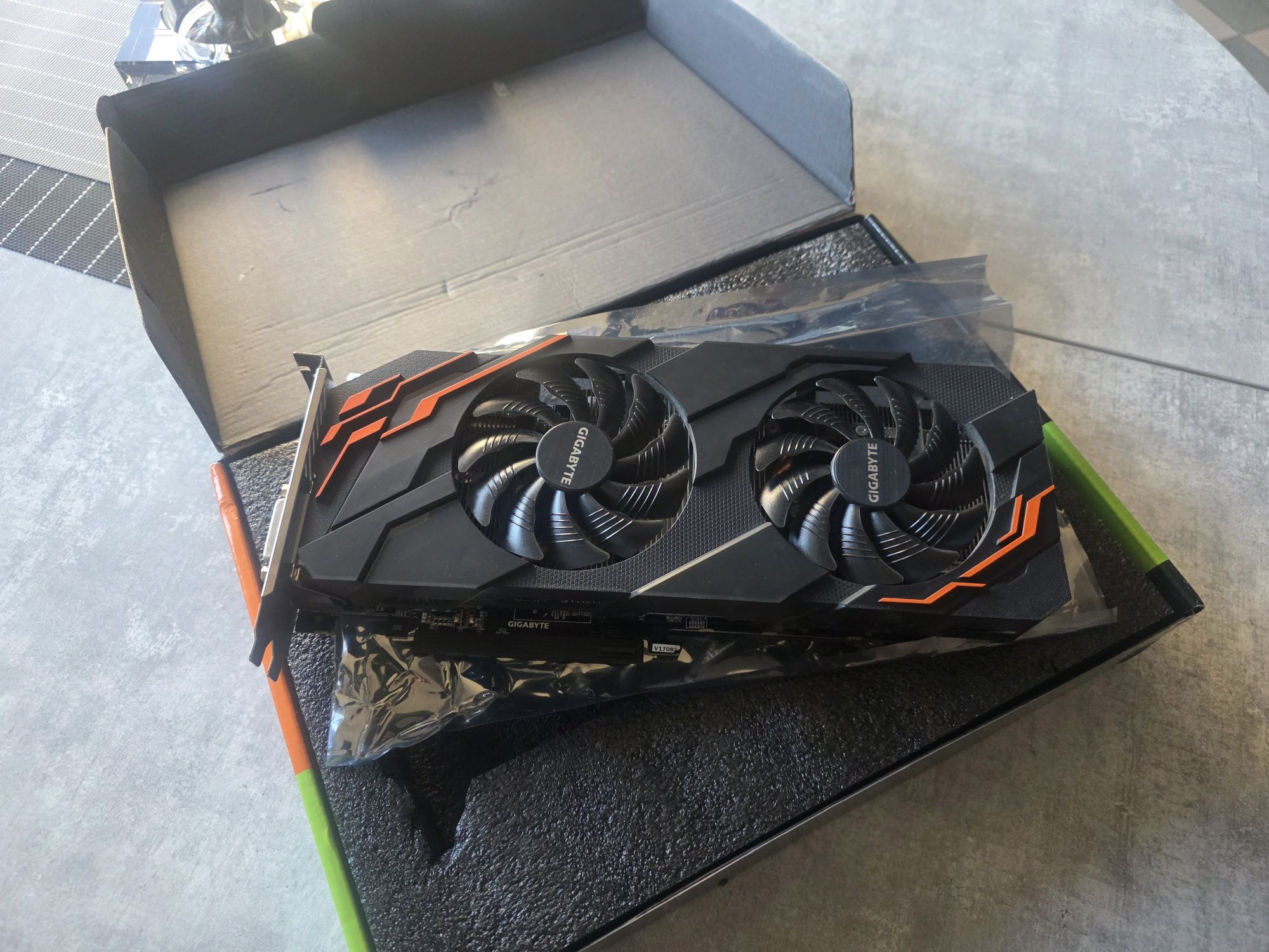 Karta graficzna GEFORCE GTX 1070 8GB