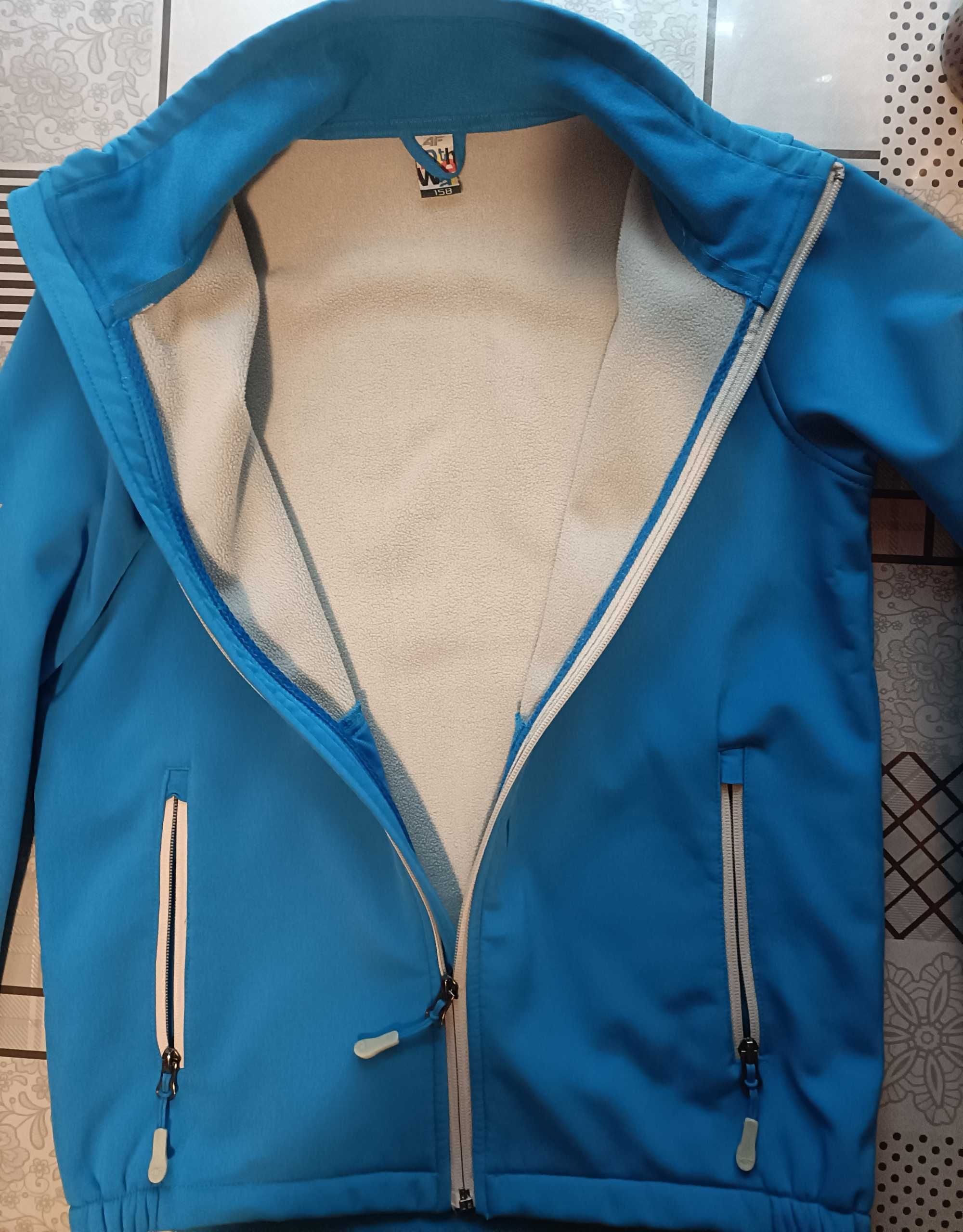 SUPER Kurtka 4F dla chłopca 158