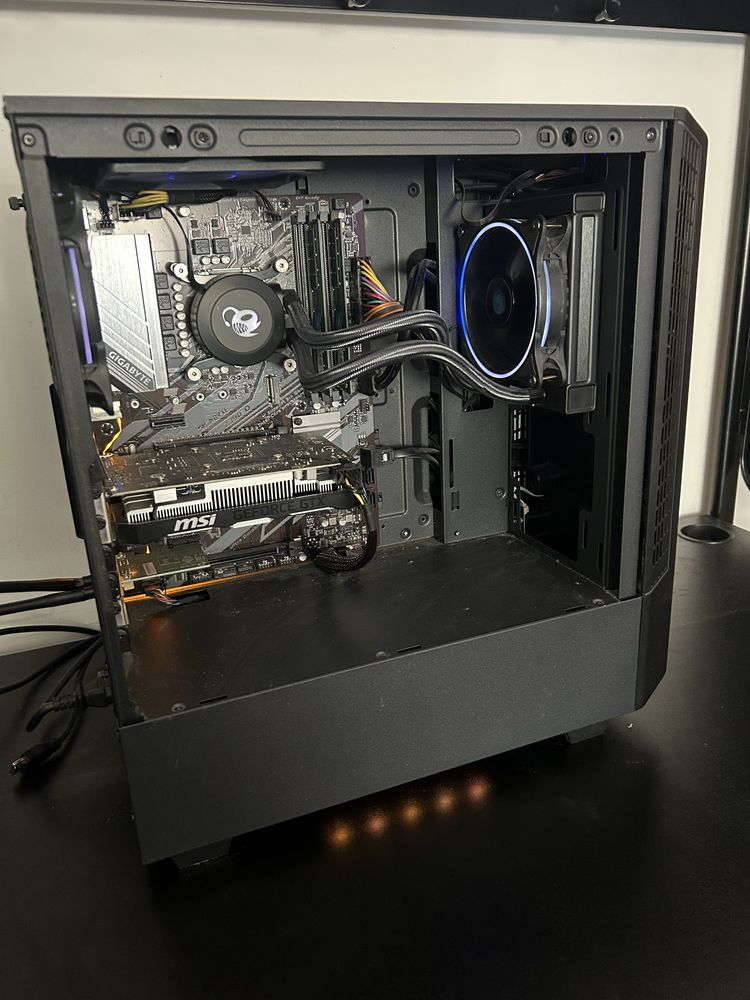Pc gaming em muito bom estado