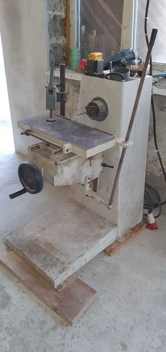 Верстат свердлильно-пазувальний