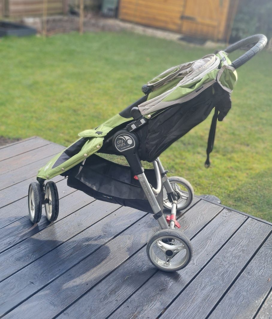 wozek spacerowy Citi Mini Jogger zielony