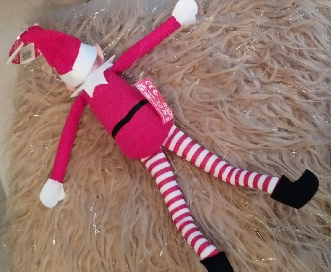 Niegrzeczny elf nowy z metką