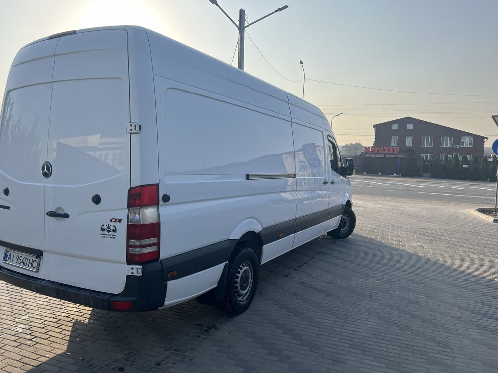 MERCEDES SPRINTER 316 2,7 двигун