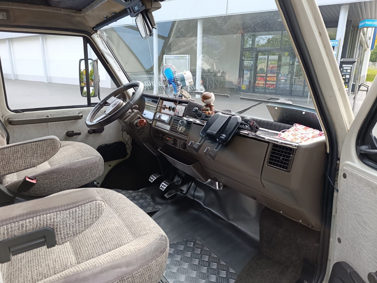 Peugeot J5  Sprzedam Kamper super stan doinwestowany !!!