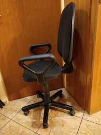 Fotel, krzesło komputerowe