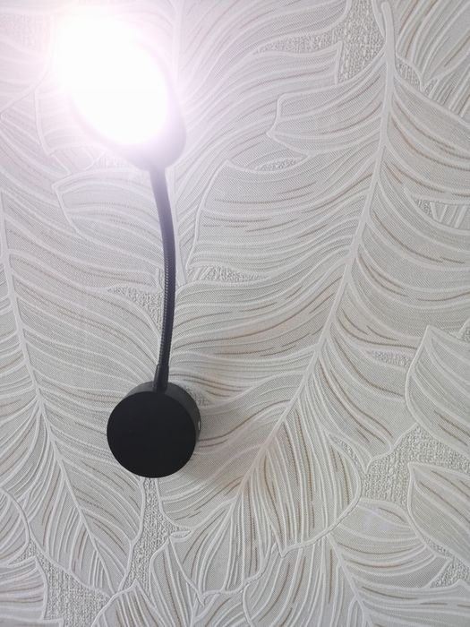 Бра настестеная.