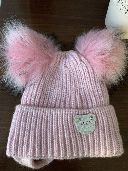 Шапка на дівчинку