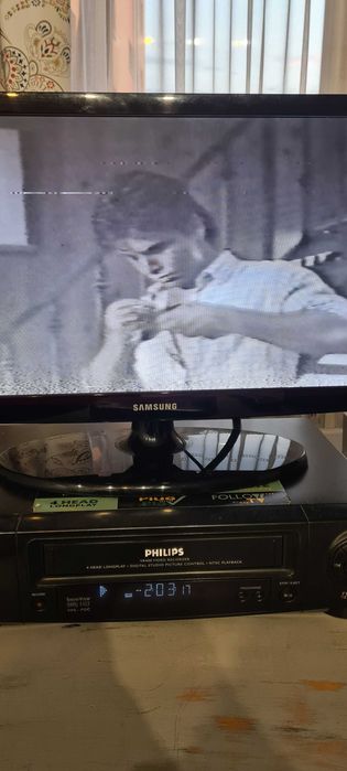 Magnetowid 2 sztuki Vr440/58, DVB3350V/02