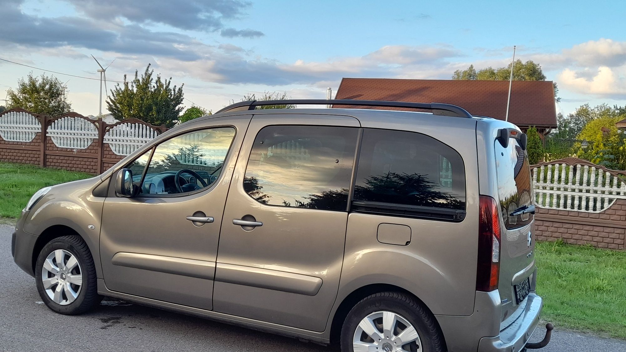 Citroen berlingo Multispace Kamera Nawigacja full opcja 1.6hdi