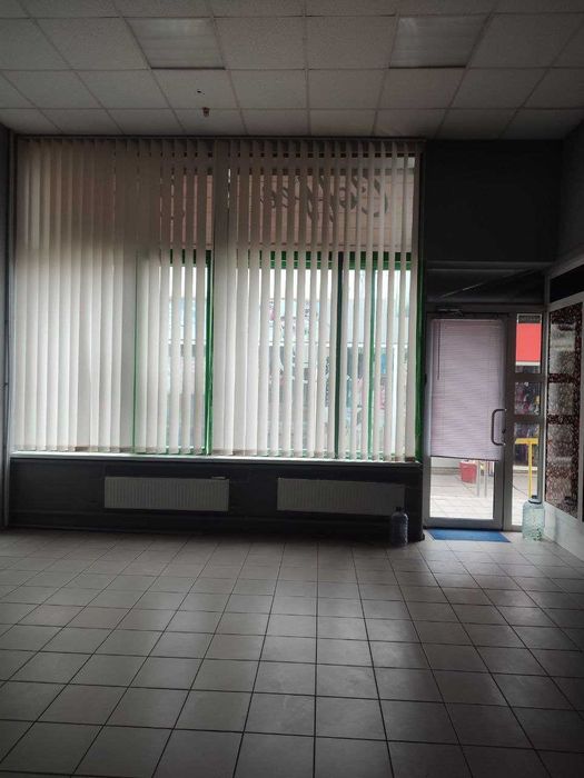 Оренда приміщеня 40,5 м2/ пр. Ювілейний 57/106/ червона лінія