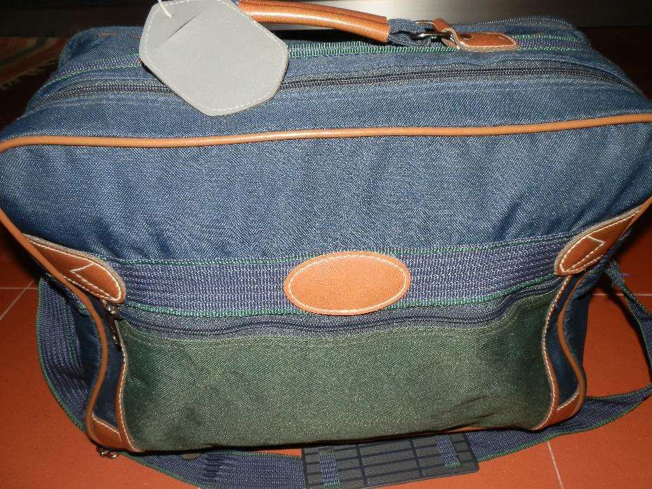 Mala viagem azul