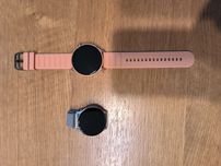 Dwa razy smartwatch, praktycznie nowe, okazja, zegarki cyfrowe