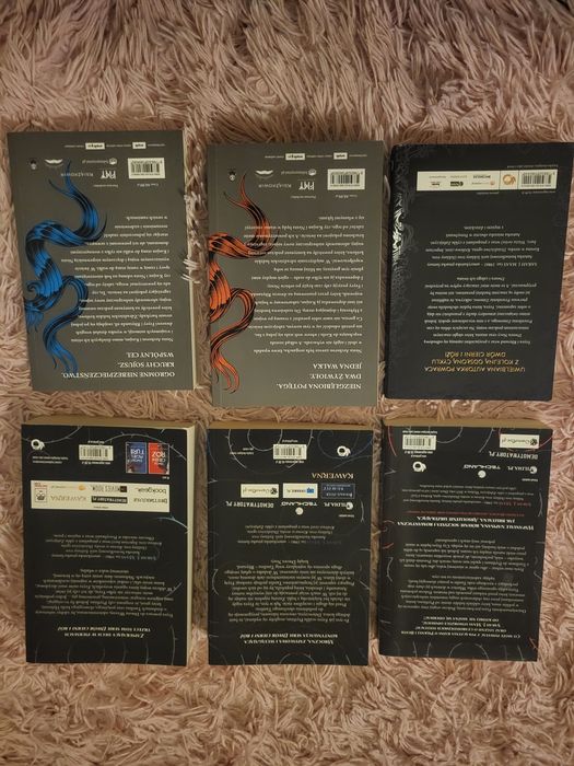 "Dwór cierni i róż" Sarah J. Maas