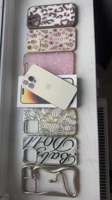 Продам свій 14 Про Макс 256