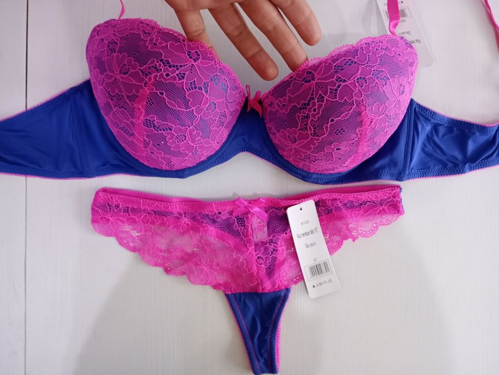 Komplet bielizny lingerie 75B stringi M