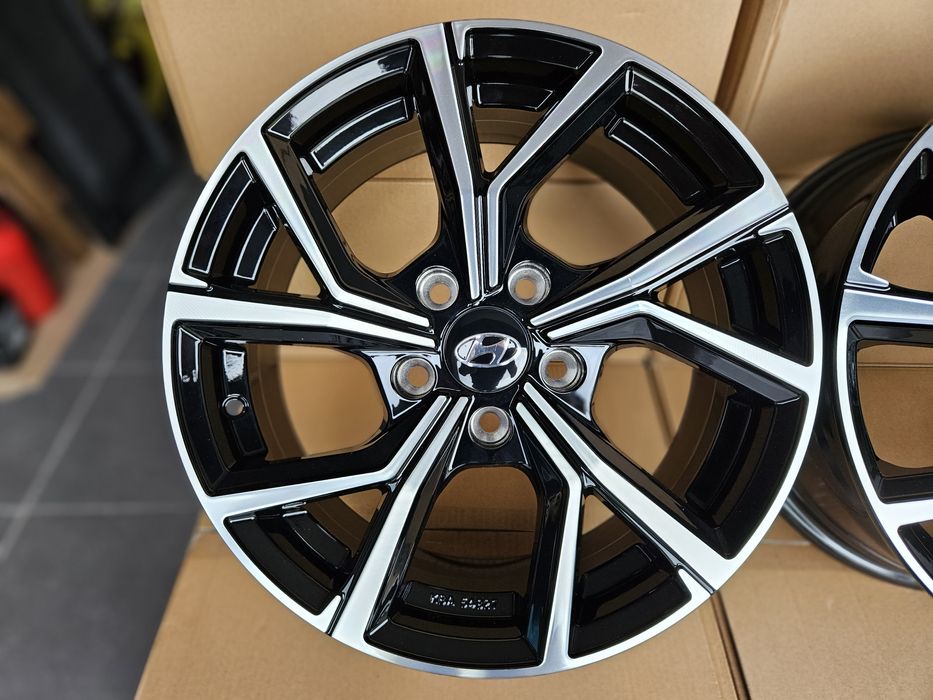 Hyundai 16 Nowe 5x114,3 Felgi i30 ix20 Elantra Kona ix35 Tucson Czarne