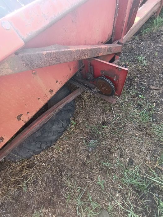 Жатка Кукурудзяна кейс 1083 8рядна