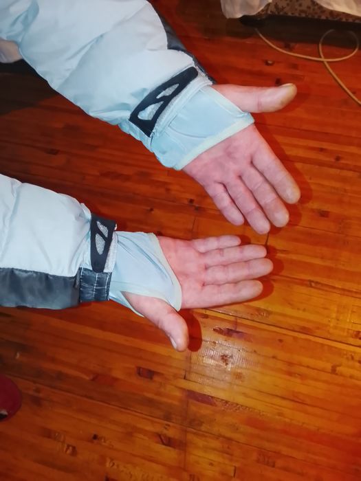 Чоловічий зимовий пуховик outventure 50 розмір