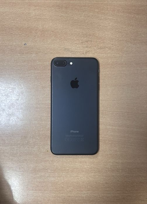 Iphone 7 plus kolor czarny
