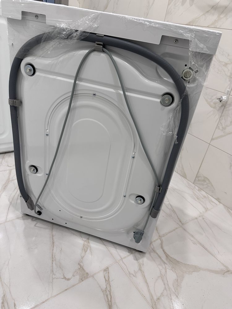 Пральна машина Electrolux PerfectCare 600