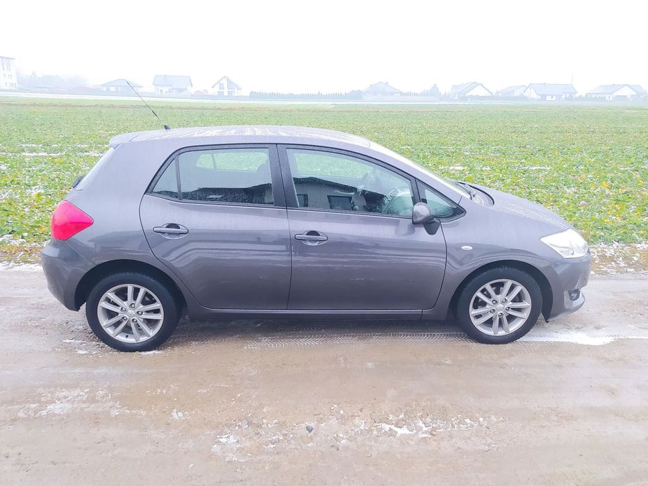 Toyota Auris Toyota Auris I 2008 r. zadbany