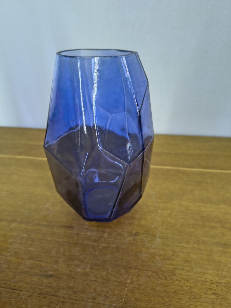 Nowoczesny wazon szklany – geometryczny design – kobaltowy / niebieski