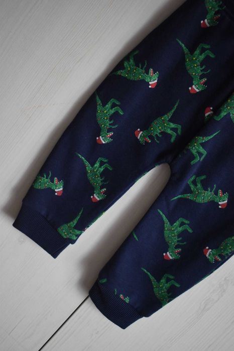 Spodnie świąteczne święta 74 80 dresy mikołajki xmas Mickey dresowe