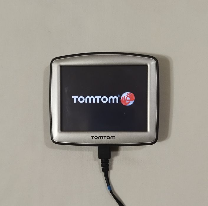 Продам навигатор TomTom One Europe 31