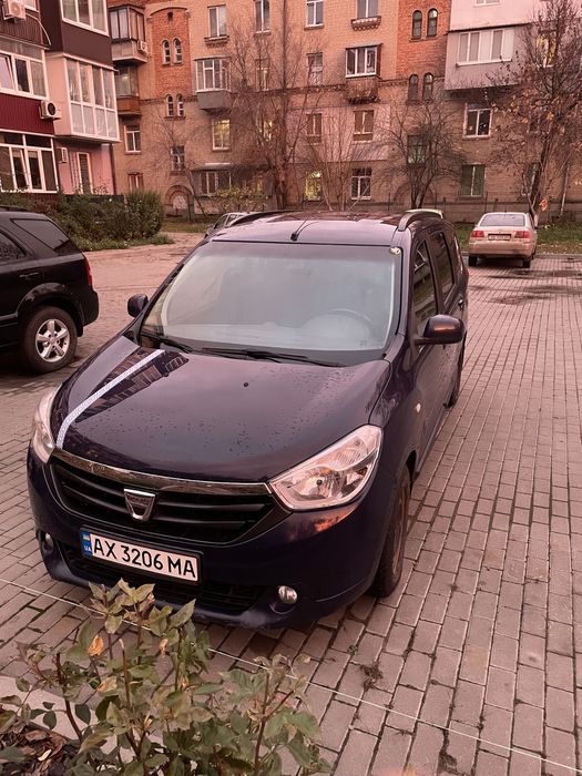 Dacia Lodgy 1.6 MPI MT (83 к.с.)