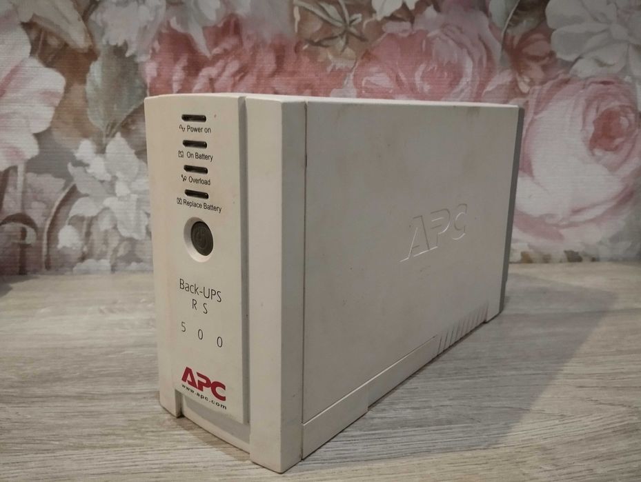 Джерело безперебійного живлення Back-UPS RS 500