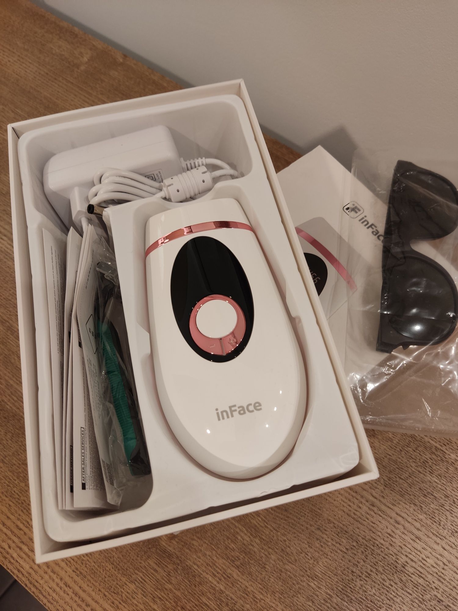 NOWY Depilator laserowy inFace IPL Professional Depilatory Laser ZH-01