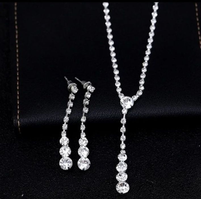 Колье и серьги - комплект новый